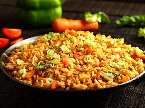 Resep Mie Goreng Campur Sosis dan Ayam Suwir